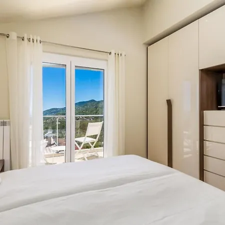 Edelweiss Villa Veprinac